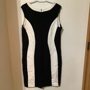 FRANK LYMAN:  Black & White Dress